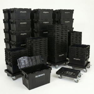 Caisse STAPERS ouverte et empilée montrant le volume des caisses pour déménager